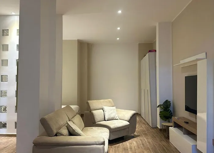 Residenza Visconti * בארי